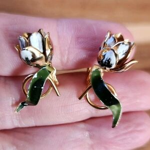 Vintage Enamel Tulip Flower Clip On Earrings Goldtone Floral Jewelry